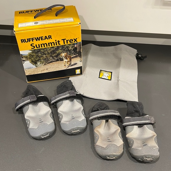 RuffWear Dog Storm Grey Ruffwear Summit Trex Dog Boots Size 2